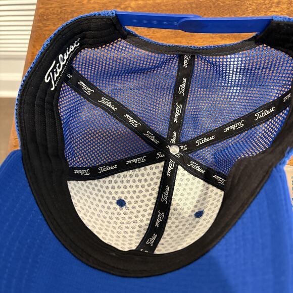 Titleist Hat Cap Snap Back Blue Mesh Trucker Embroidered Golf Mens Side Patch - Picture 7 of 8